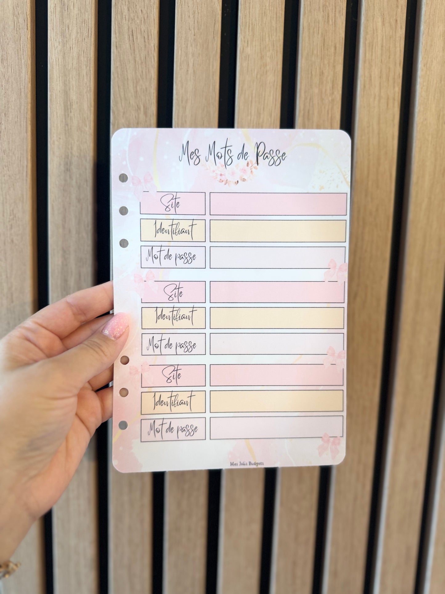 Tracker perforé « Mes Mots de Passe »