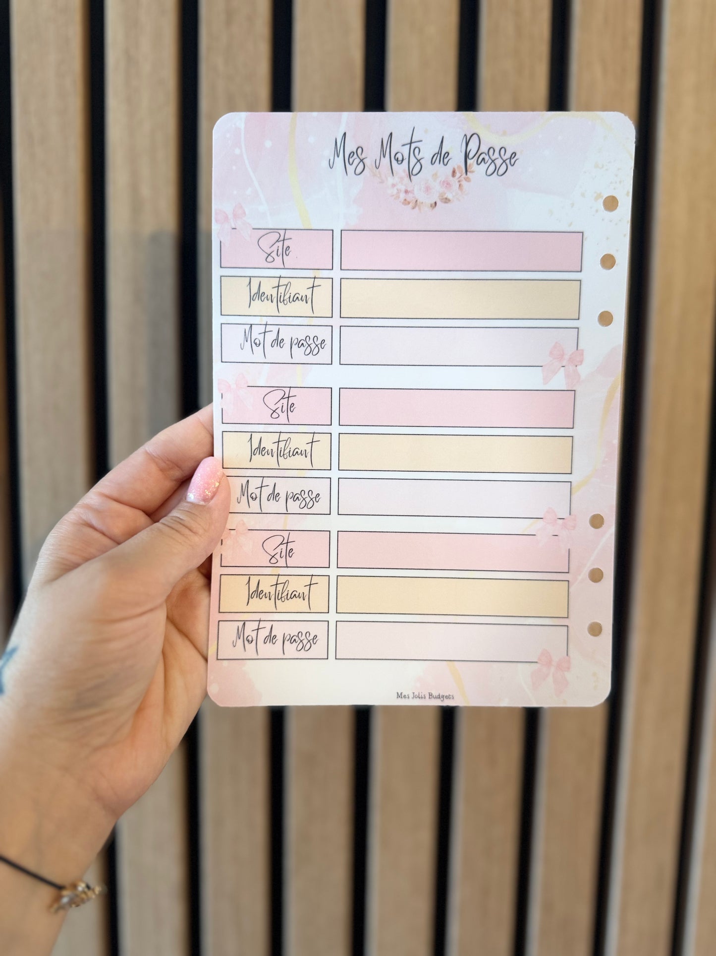 Tracker perforé « Mes Mots de Passe »