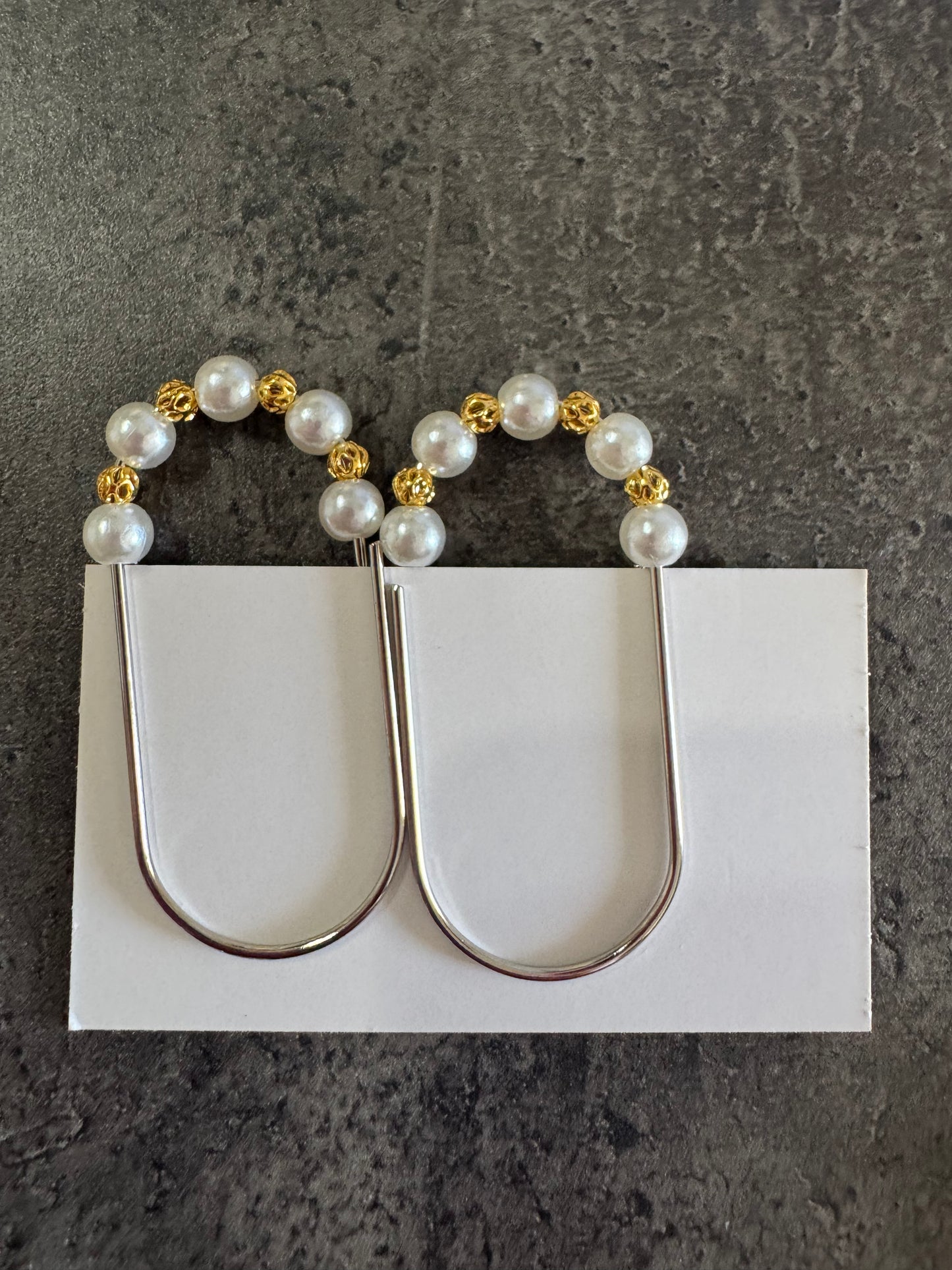 Trombones décoratifs avec perles blanches et dorées