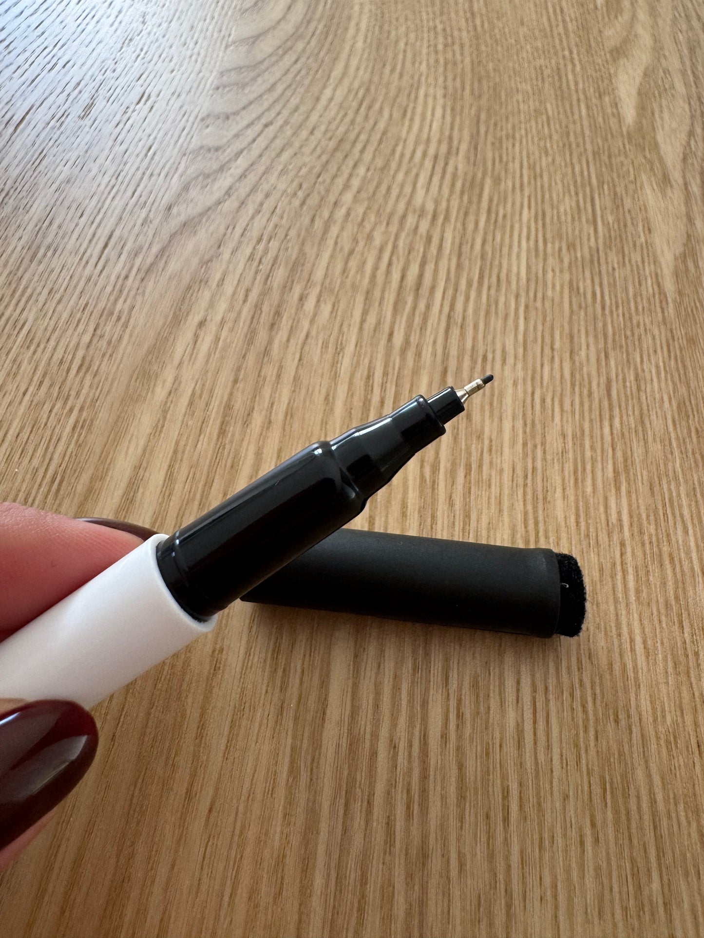 Stylo effaçable avec gomme intégrée ✨